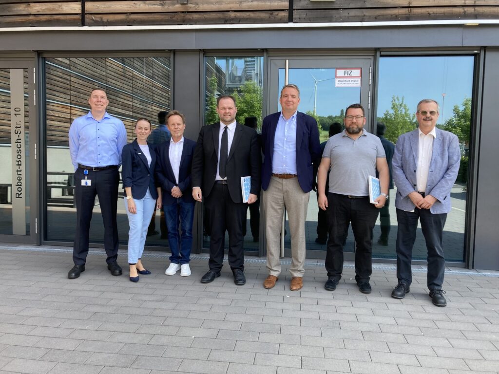 Europaabgeordneter Eroglu besucht BRITA Professional